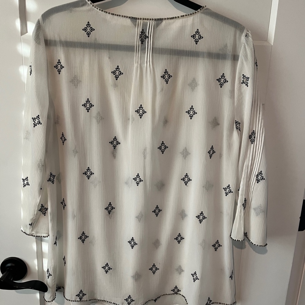 White House Black Market White and Black Women's Top 3/4 sleeve boho - Picture 11 of 14